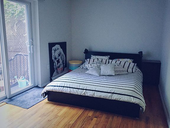 3rd image of 430 10th St #1
