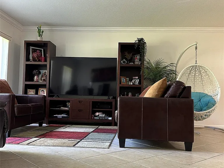 4460 Crystal Lake Dr — Photo 14
