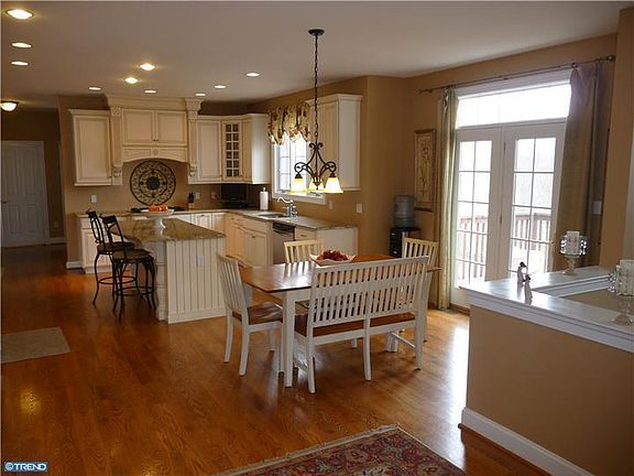 5th image of 103 Pennfield Dr