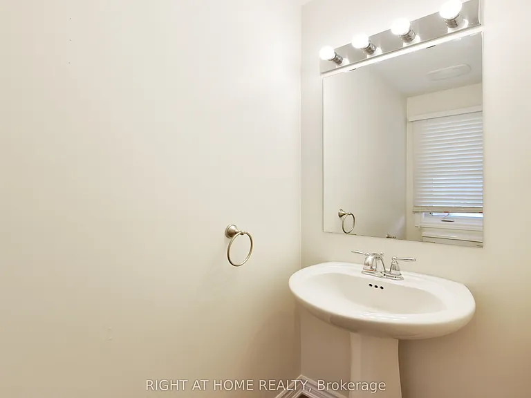 348 Gallantry Way — Photo 5