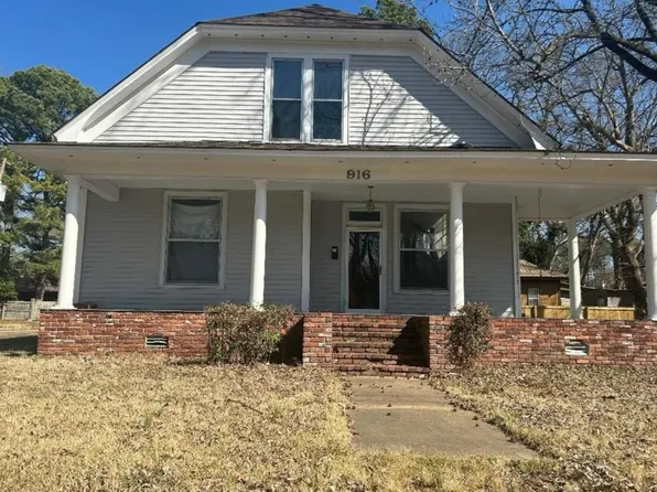 916 N Izard St, Forrest City, AR 72335