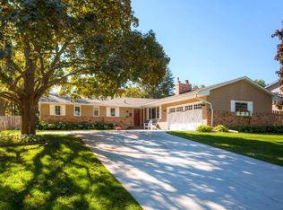 5701 Susan Ave, Edina, MN 55439