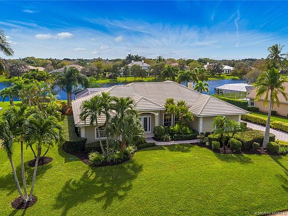 4th image of 1480 SW Sea Holly Way