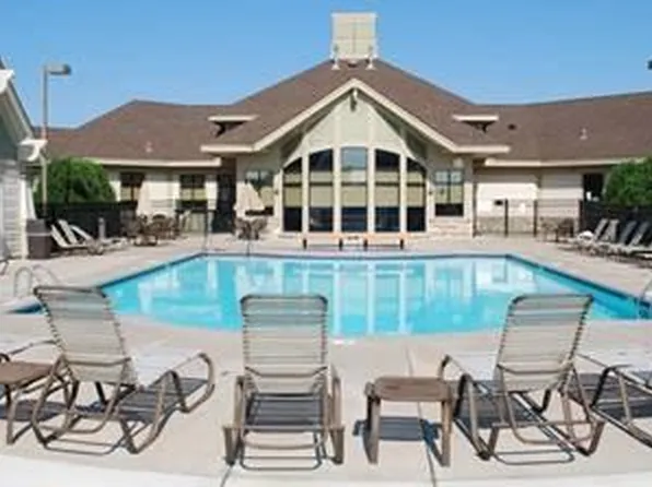 11363 Fergus St NE Unit G, Blaine, MN 55449