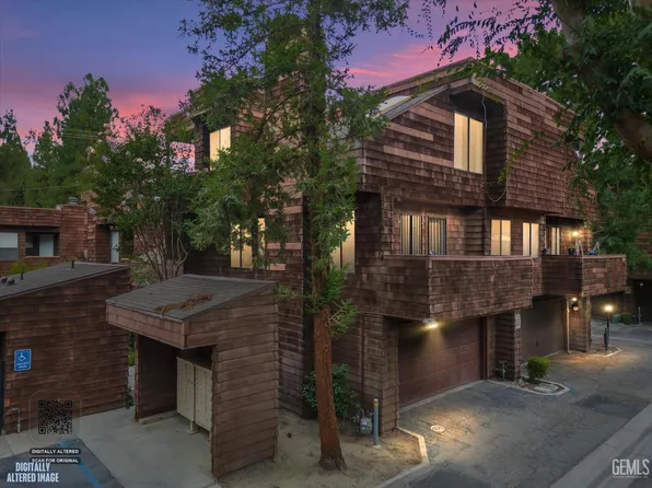 700 New Stine Rd APT 26, Bakersfield, CA 93309