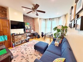 84 Webster St, Boston, MA