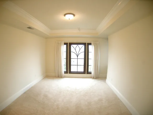 10305 Almayo Ave #301 — Photo 5