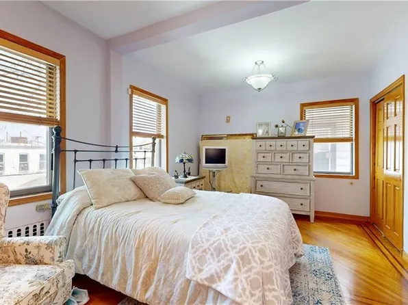 949 72nd Street image 26 of 33