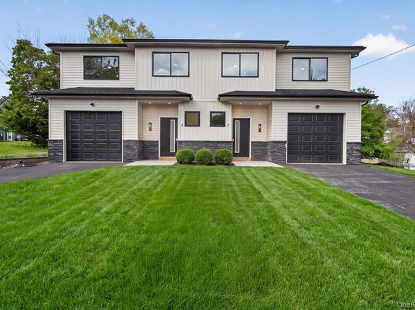 Howard Hanna Rand Realty
