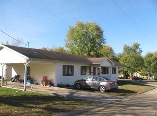 300 Ivy Ln, Desloge, MO