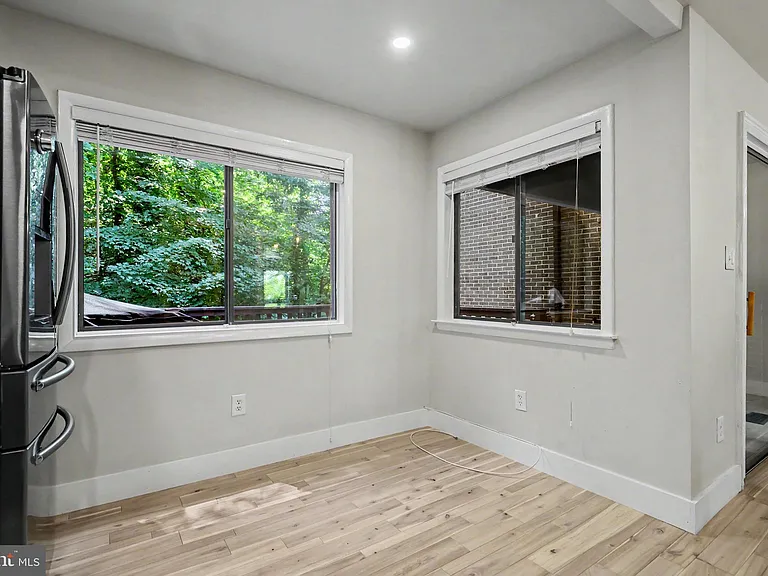 2105 Glencourse Ln — Photo 21