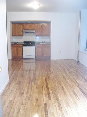 Rented by Lexington Properties LLC | media 1