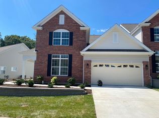 680 Bluffs View Ct, Eureka, MO 63025