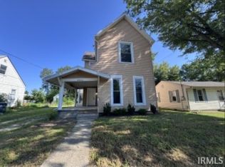 8900 W Cornbread Rd, Yorktown, IN 47396
