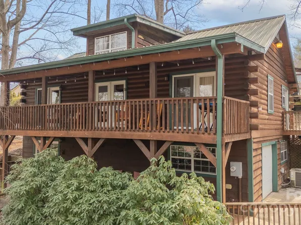 314 Cedarwood Dr, Waynesville, NC 28785