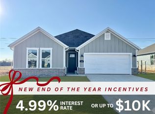 2761 Relaxation Ave, Springdale, AR 72764