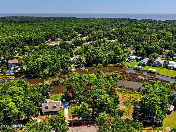 4th image of Bahama Dr Lot 655