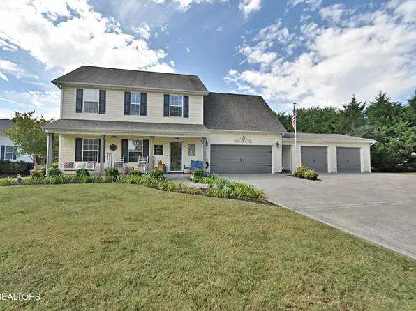 276 Sharp Dr, Lenoir City, TN 37771