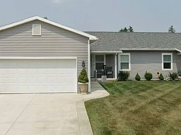 430 W College Ave, Pemberville, OH 43450