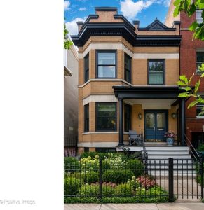 (Undisclosed Address), Chicago, IL, 60614