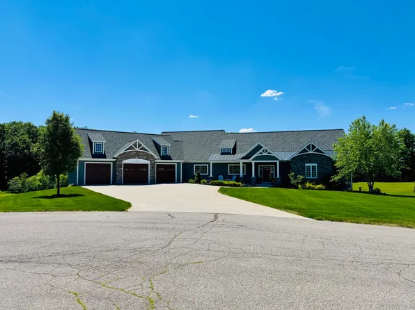 9546 Andrew Farm Ct SE, Alto, MI 49302