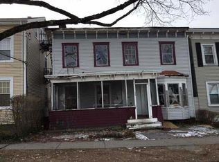 30 Noxon St, Poughkeepsie, NY 12601