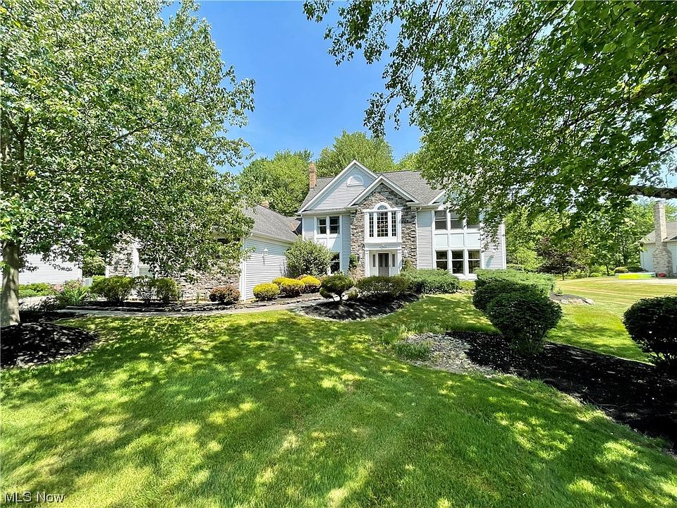 1st image of 37425 Windy Hill Ln