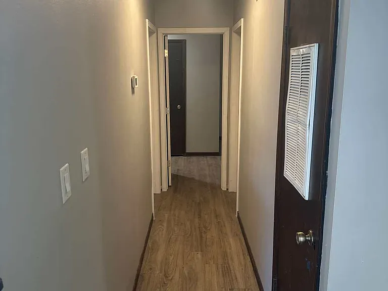 455 Stara Cir #C — Photo 5