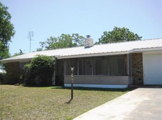 145 Lakeview Dr, Buchanan Dam, TX 78609