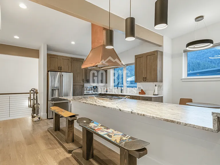 55190 Gallatin Rd — Photo 3