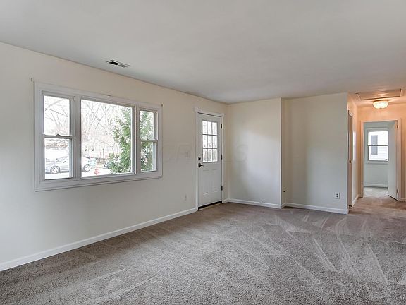 3rd image of 175 Eastwood Ave