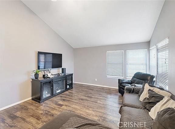3rd image of 28123 Thorley Ct