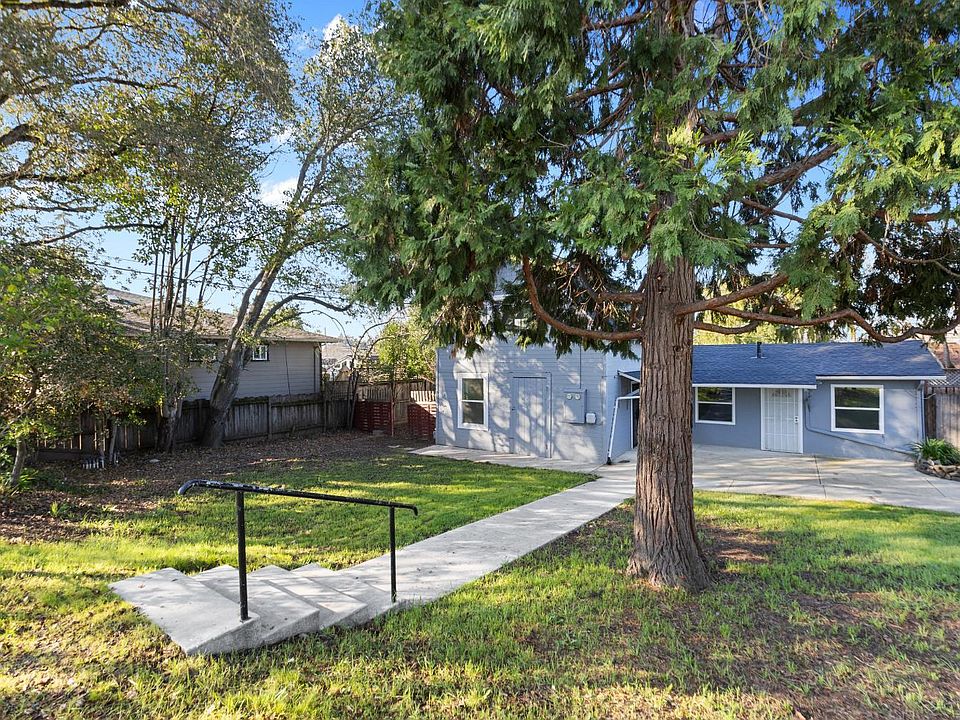 1st image of 730 Lewis Rd #B