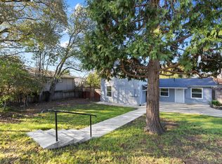 730 Lewis Rd #B, Santa Rosa, CA 95404