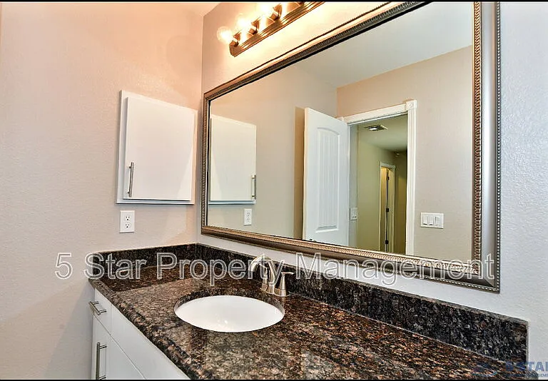 963 Aircoupe Way — Photo 28