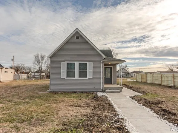 1656 3rd St, Madison, IL 62060