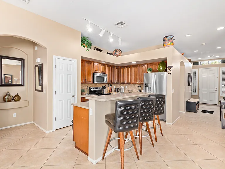 43829 W Snow Dr — Photo 7