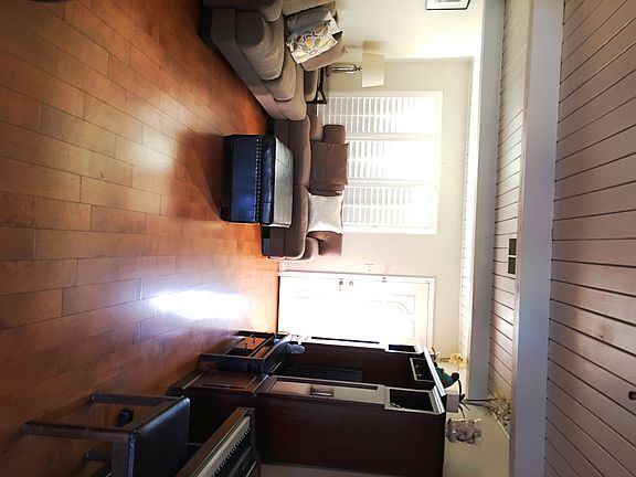 4th image of 8630 Eglise Ave