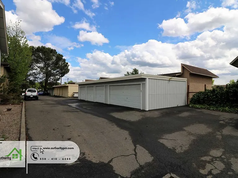 965 Jamieson Ct #1 — Photo 3
