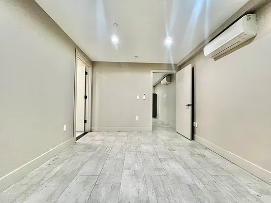 Rented by ERNY LLC | media 7