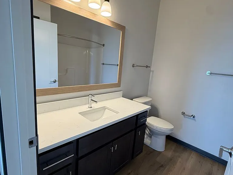Homestead Luxury Apartments — Photo 48