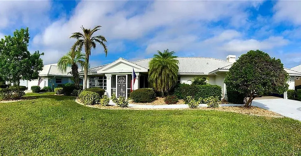 403 Devonshire Ln