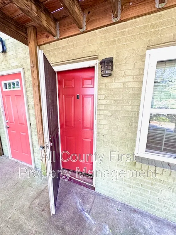 1 bed, 1.0 bath, 460 sqft, $1,250 — Photo 3