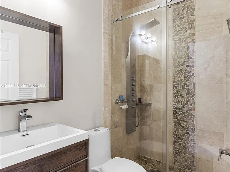 1714 Victoria Pointe Cir — Photo 30