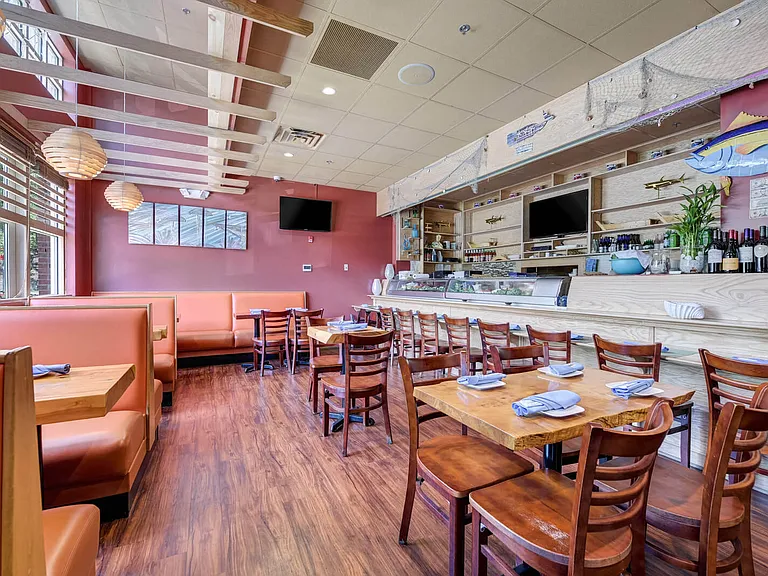 Enjoy wonderful Sunday brunch and fine dining at Bobby C's