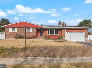 745 W Clayton Ave, Clayton, NJ 08312