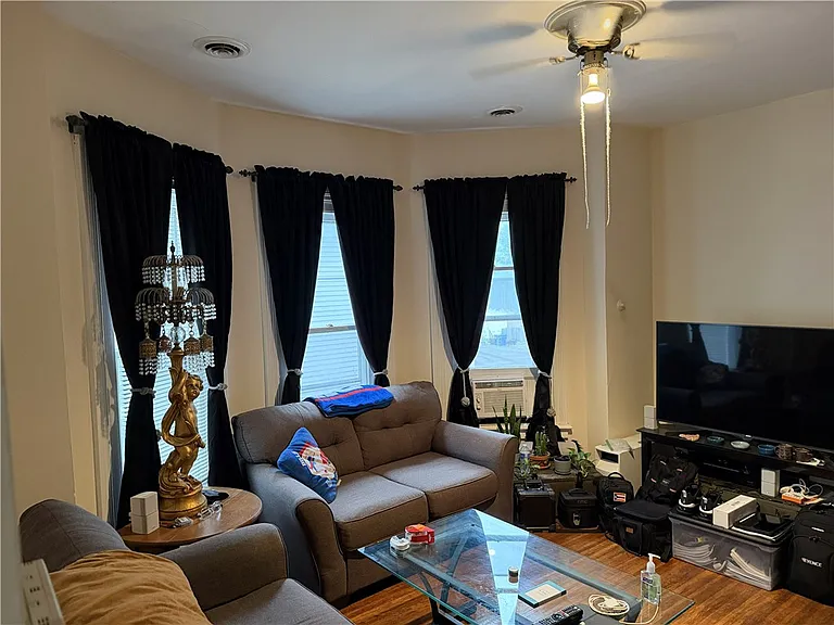60 Rowley St #2 — Photo 11