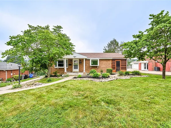 12220 Herold Dr, North Huntingdon, PA 15642