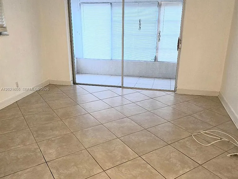 2309 Park Ln #116 — Photo 8