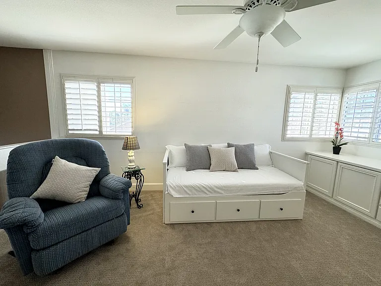 Appaloosa St — Photo 39